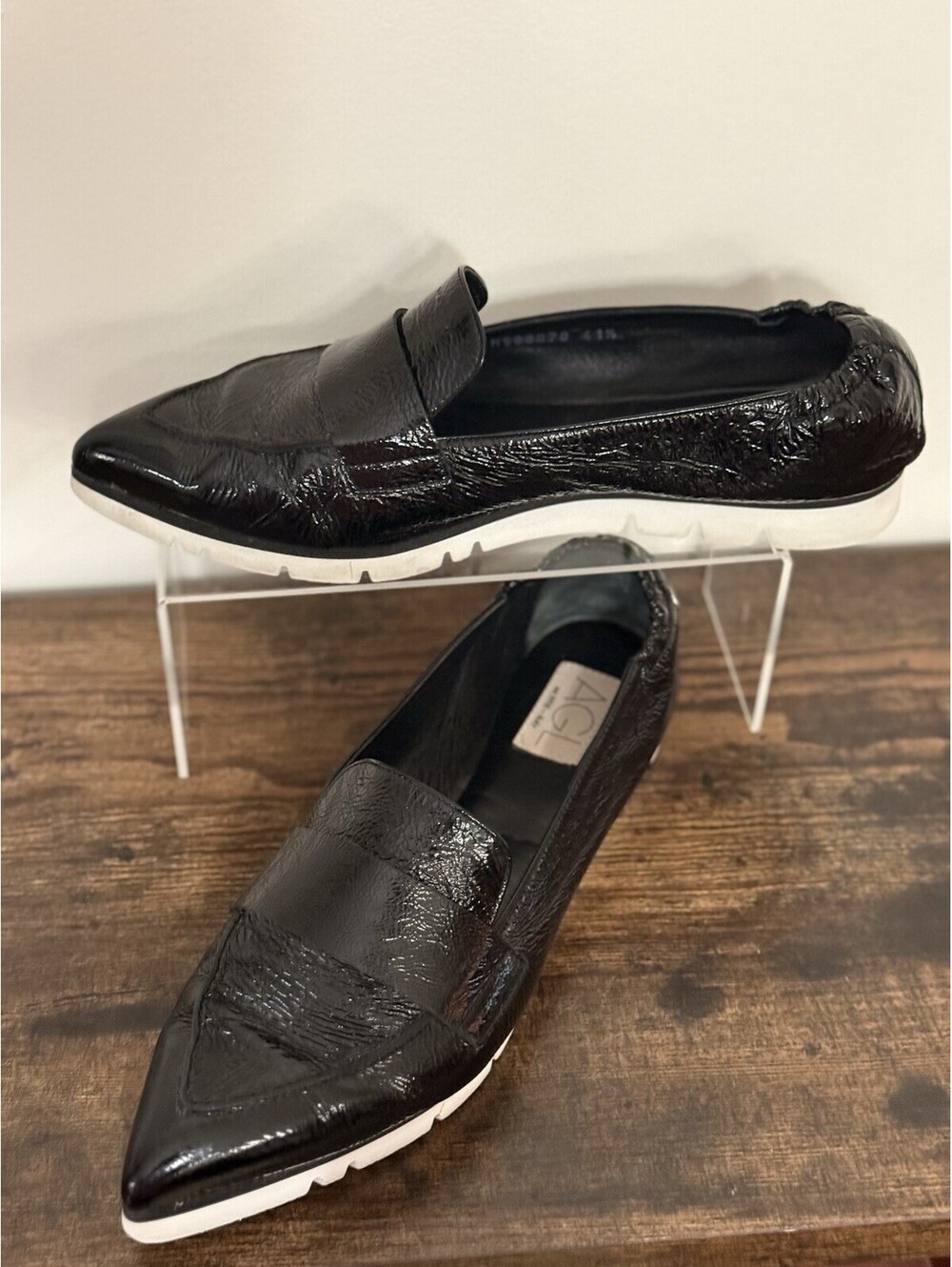 AGL Shoes Womens 10 1/2 EU41 1/2 Pointed Toe Flats Loafers Black Patent Leather